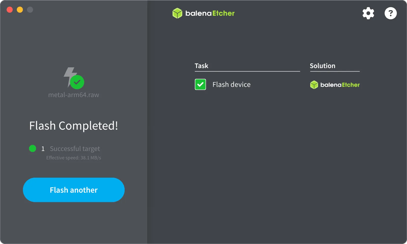 Screenshot of the Balena Etcher application confirming a successful flash operation.